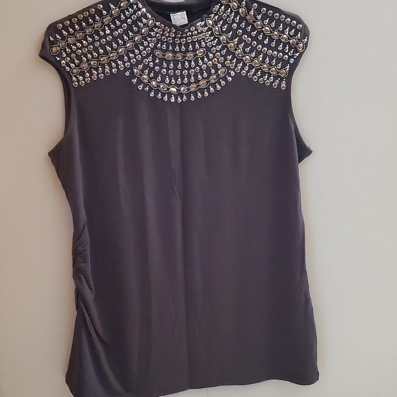 Top - Picture 1 of 2